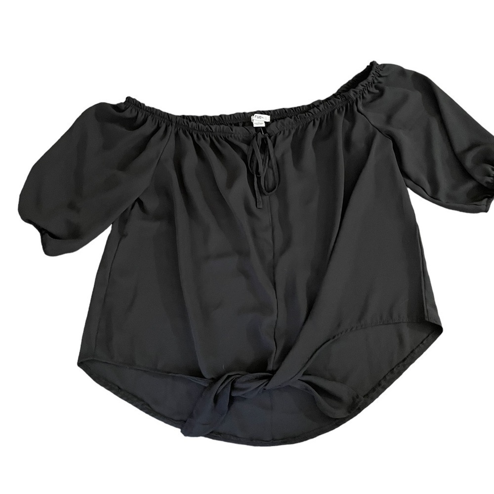 𝅺Rue 21 Plus Off The Shoulder Black Blouse • NWT • 1X​